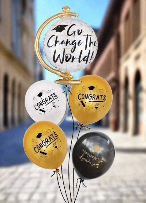 Graduation balloons bouquets