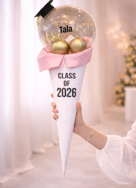 باقات مخروطية من ورق التخرج