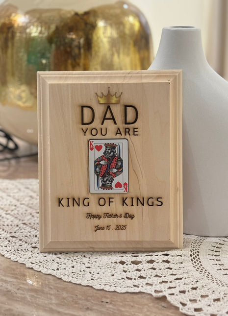 قطعة ديكورية محفورة بمناسبة عيد الأب