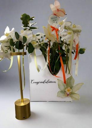 Acrylic occasion flower stand