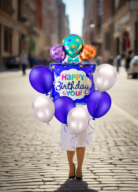 باقة بالونات عيد ميلاد سعيد