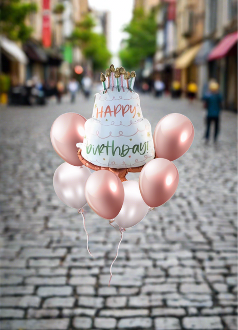 باقة بالونات على شكل كعكة عيد ميلاد سعيدة