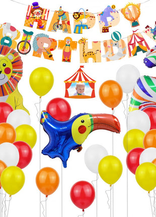 Circus banner, foil and latex balloons